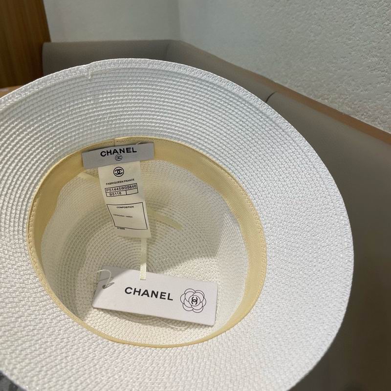 Chanel top hat (414)