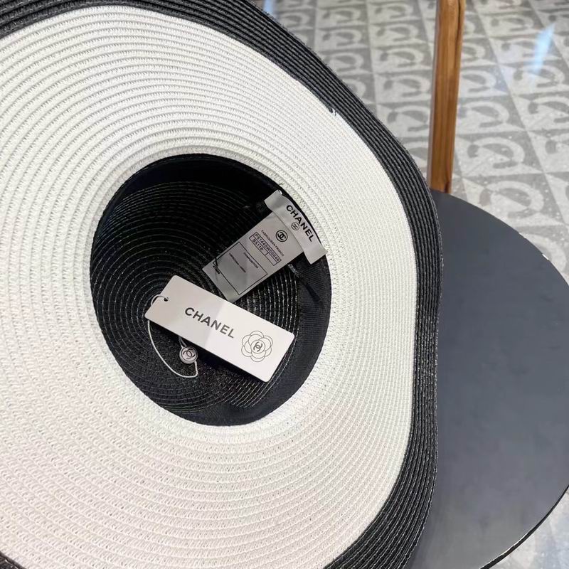 Chanel top hat (415)