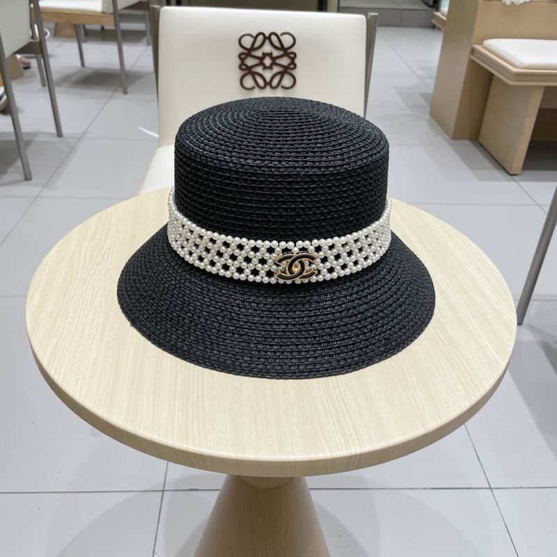 Chanel top hat (504)