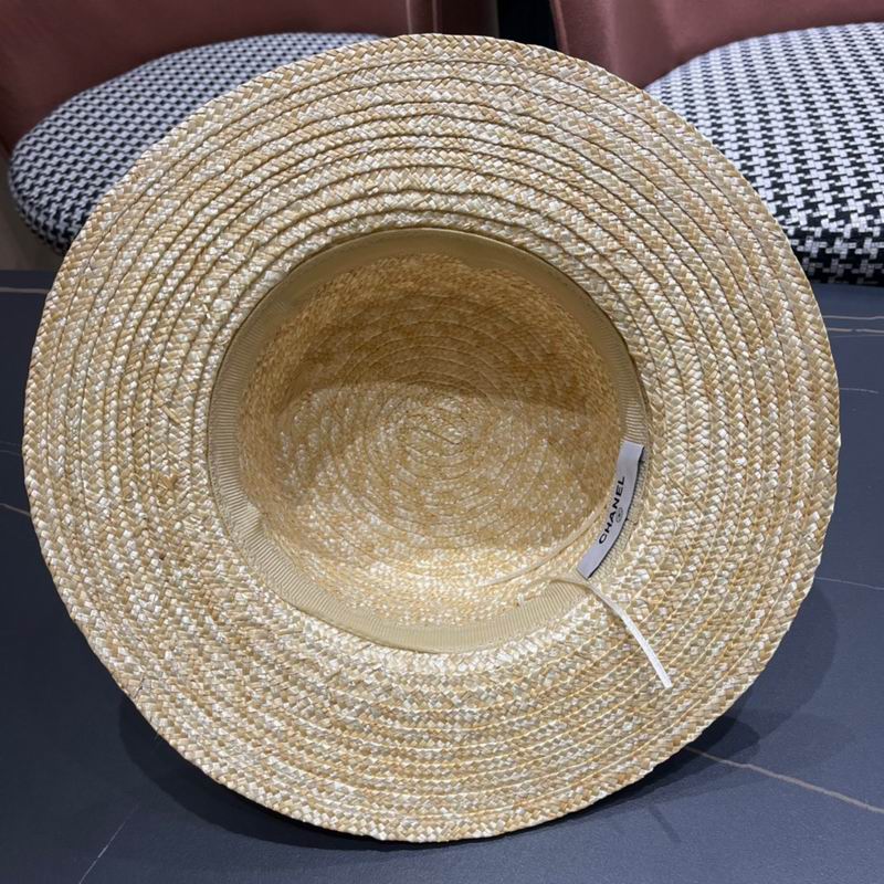 Chanel top hat (505)