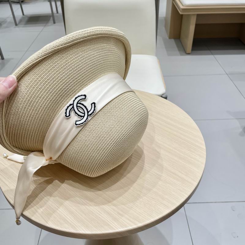 Chanel top hat (524)