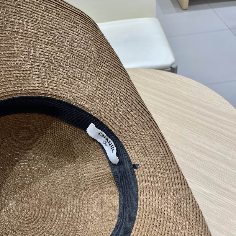 Chanel top hat (550)