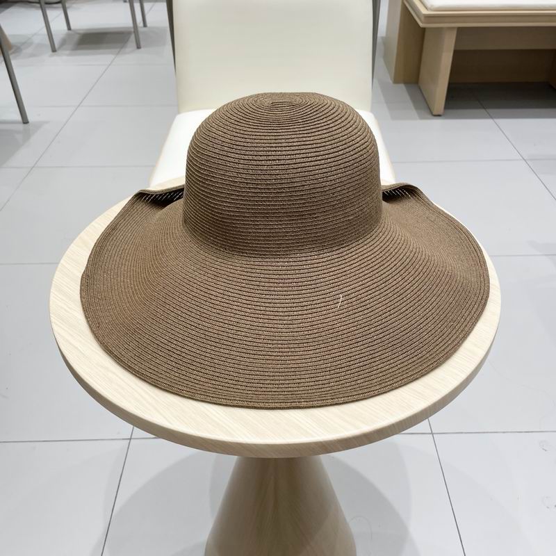 Chanel top hat (556)