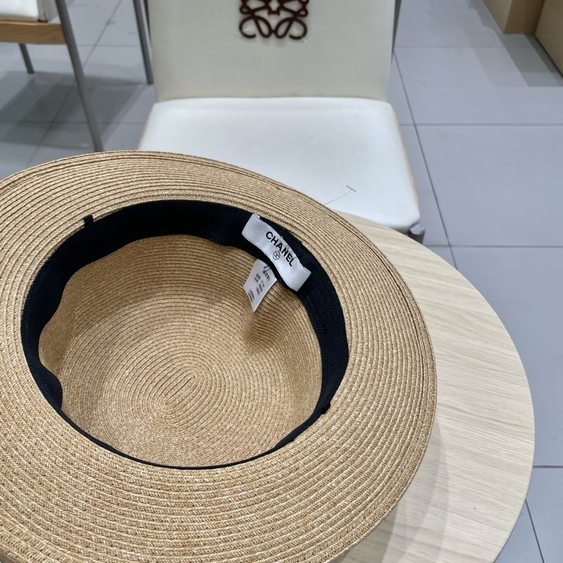 Chanel top hat (576)