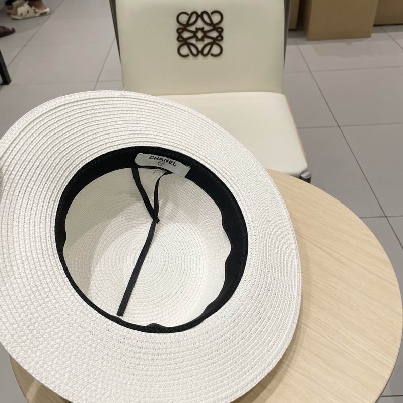 Chanel top hat (577)