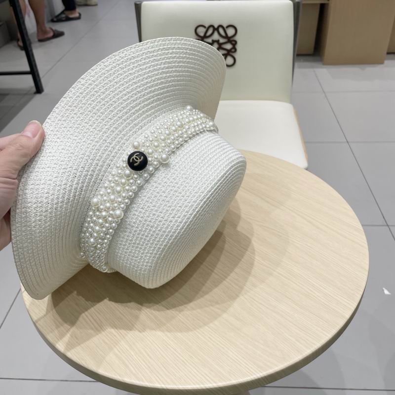 Chanel top hat (579)