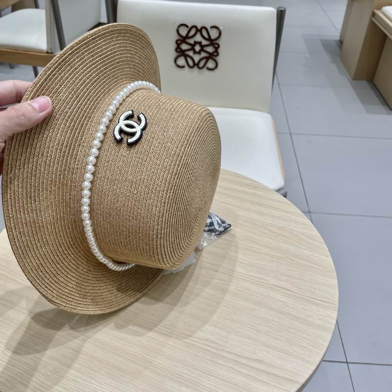 Chanel top hat (587)