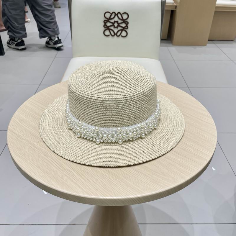 Chanel top hat (592)