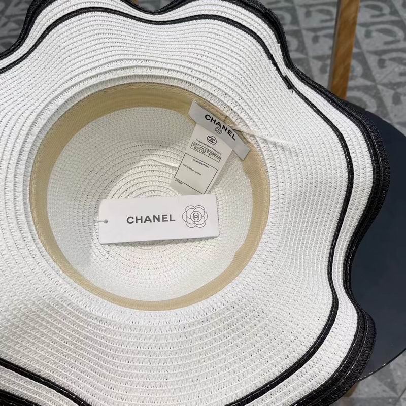 Chanel top hat (629)