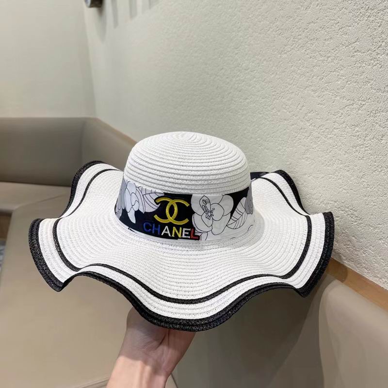 Chanel top hat (631)