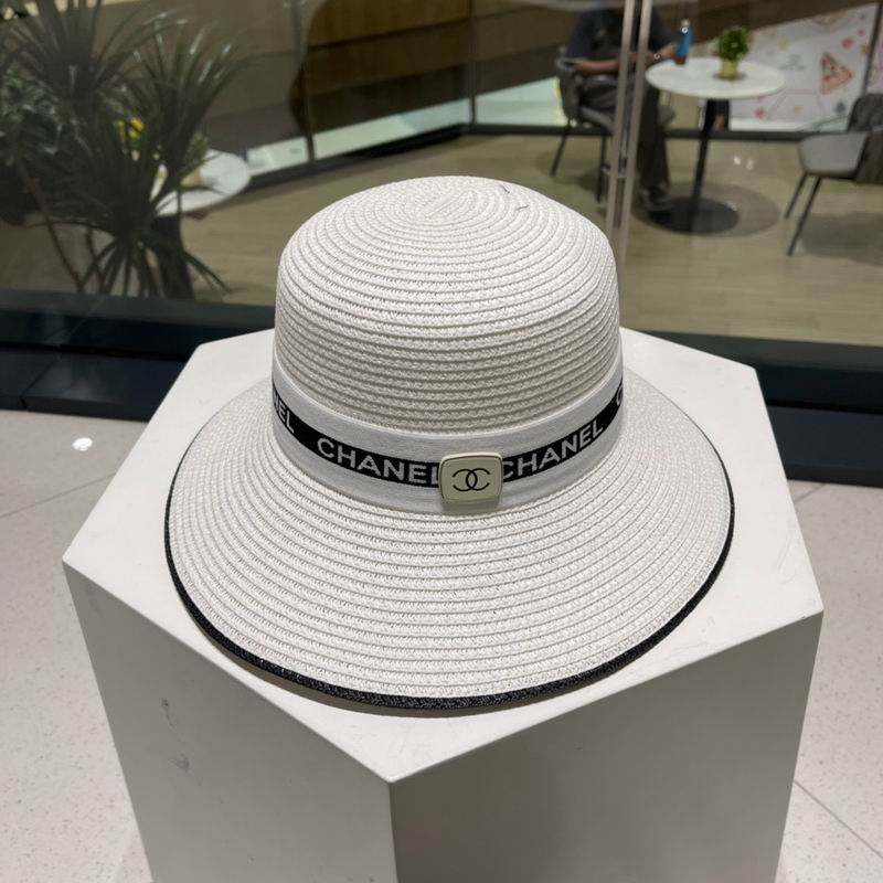 Chanel top hat (637)