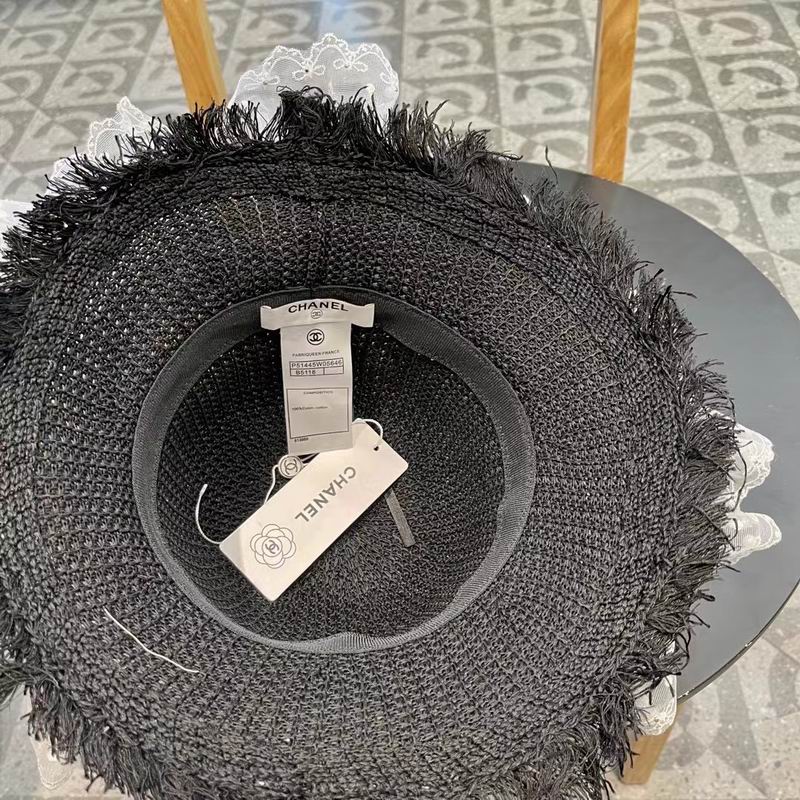 Chanel top hat (639)