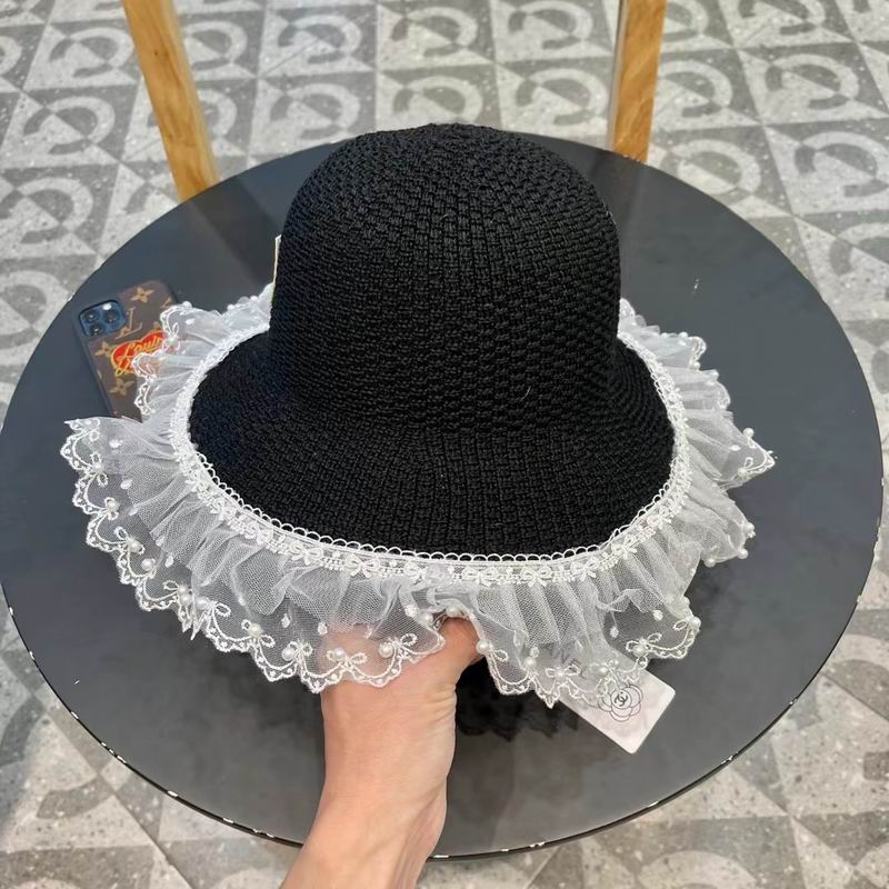 Chanel top hat (640)