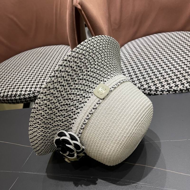 Chanel top hat (640)