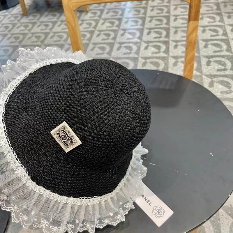 Chanel top hat (643)