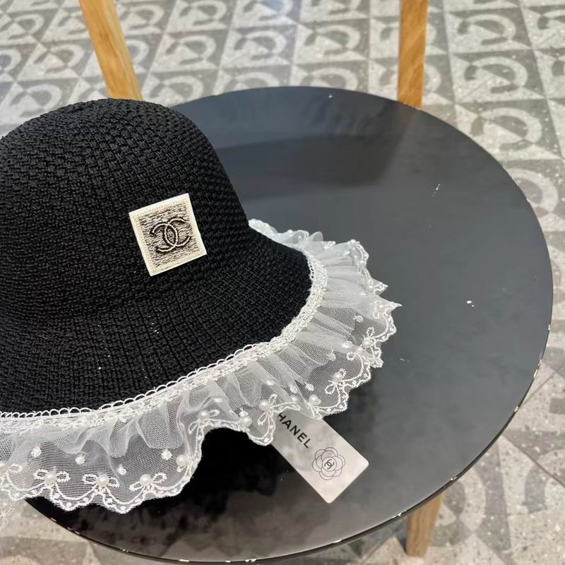 Chanel top hat (644)
