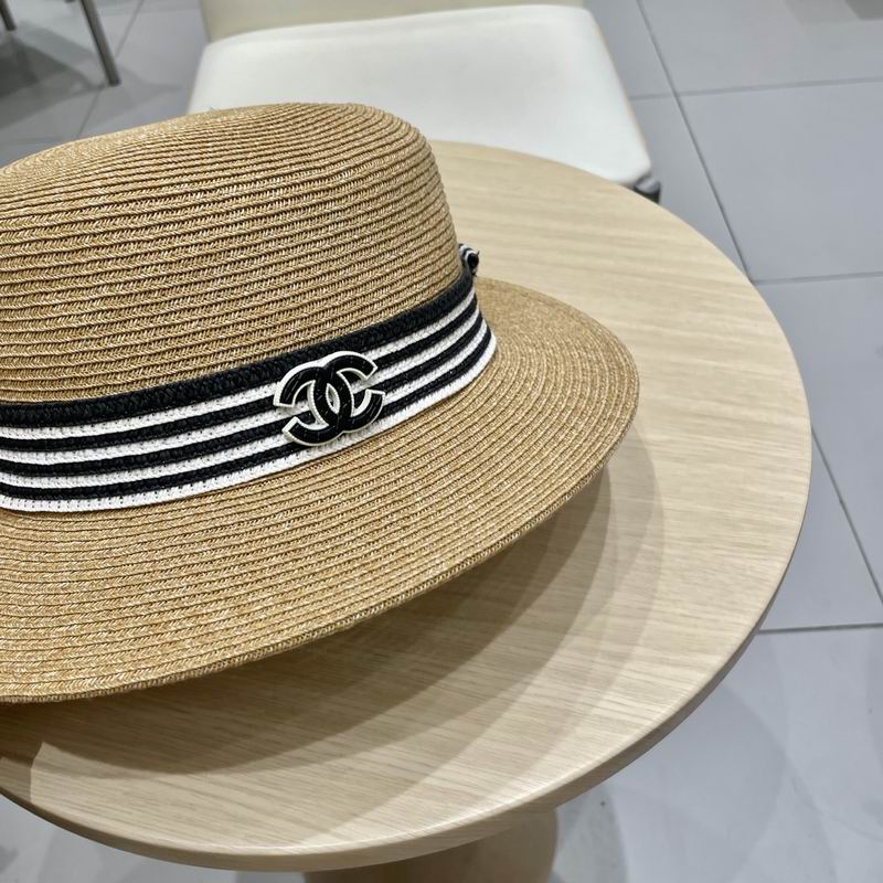 Chanel top hat (665)