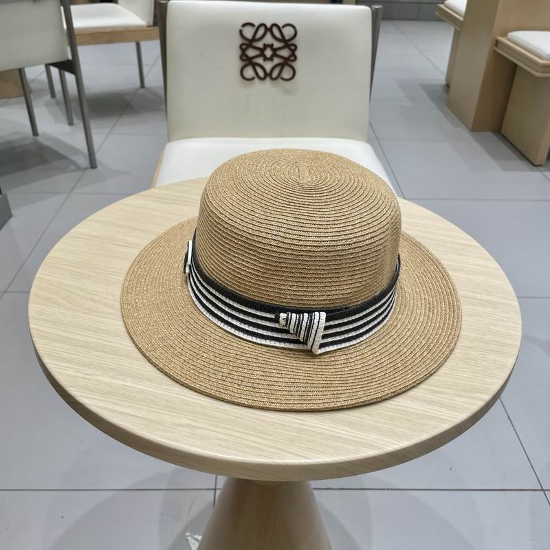 Chanel top hat (667)