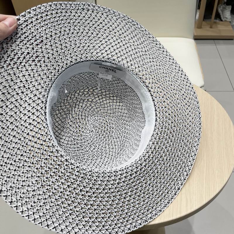 Chanel top hat (681)