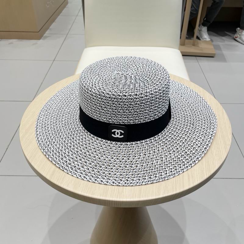 Chanel top hat (689)