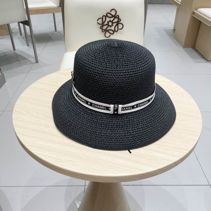 Chanel top hat (696)