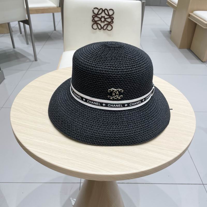 Chanel top hat (697)