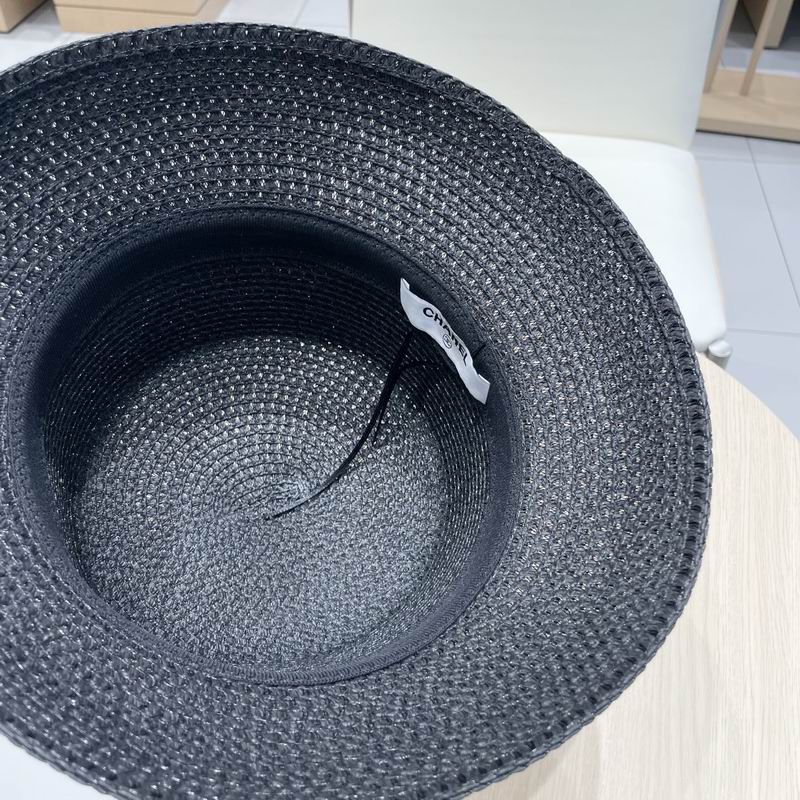 Chanel top hat (698)