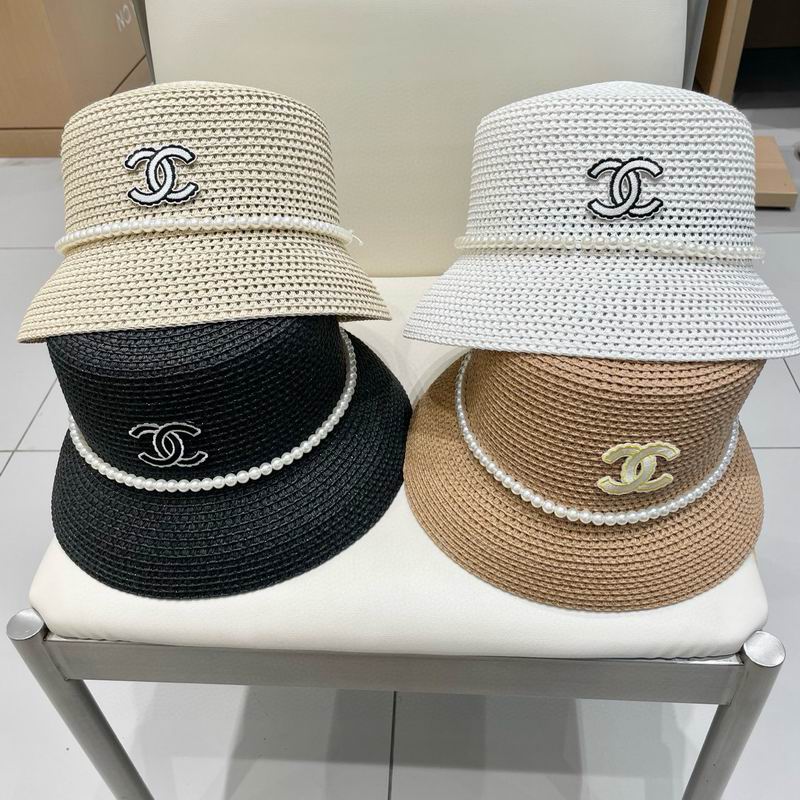 Chanel top hat (702)