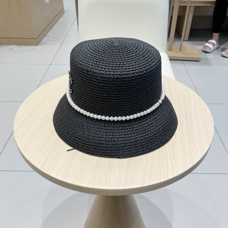 Chanel top hat (705)
