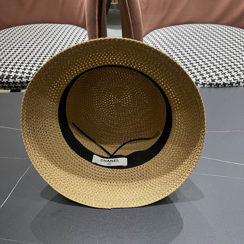 Chanel top hat (709)