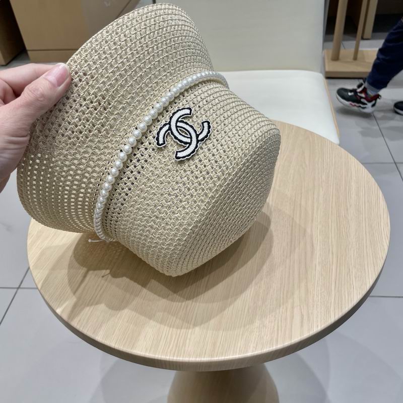 Chanel top hat (713)
