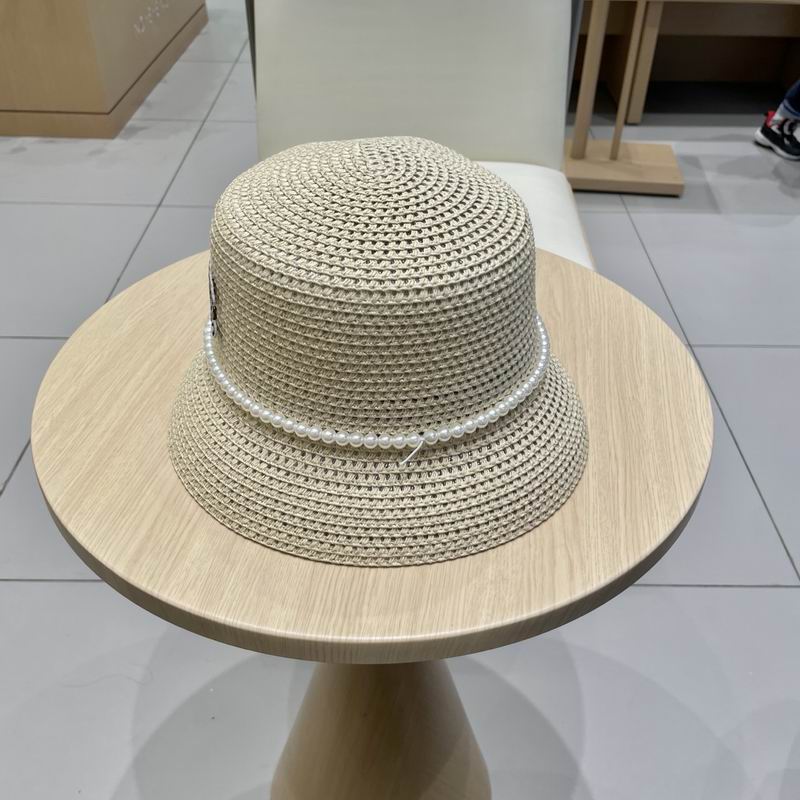 Chanel top hat (714)