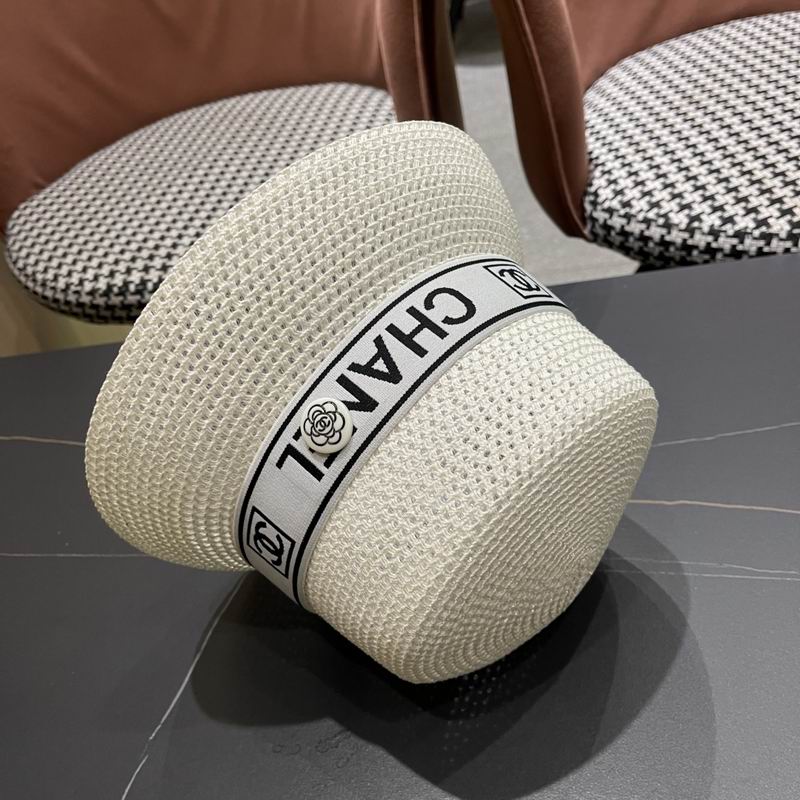 Chanel top hat (718)