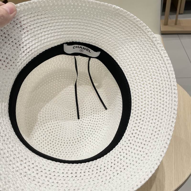 Chanel top hat (725)