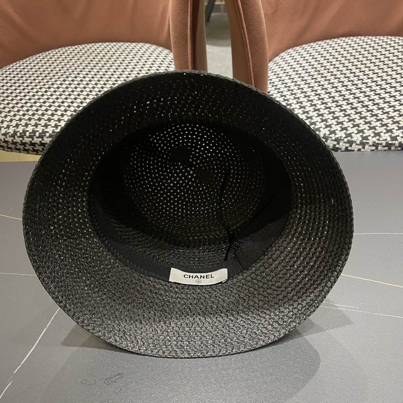 Chanel top hat (727)