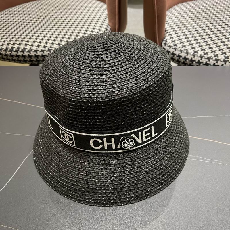 Chanel top hat (735)