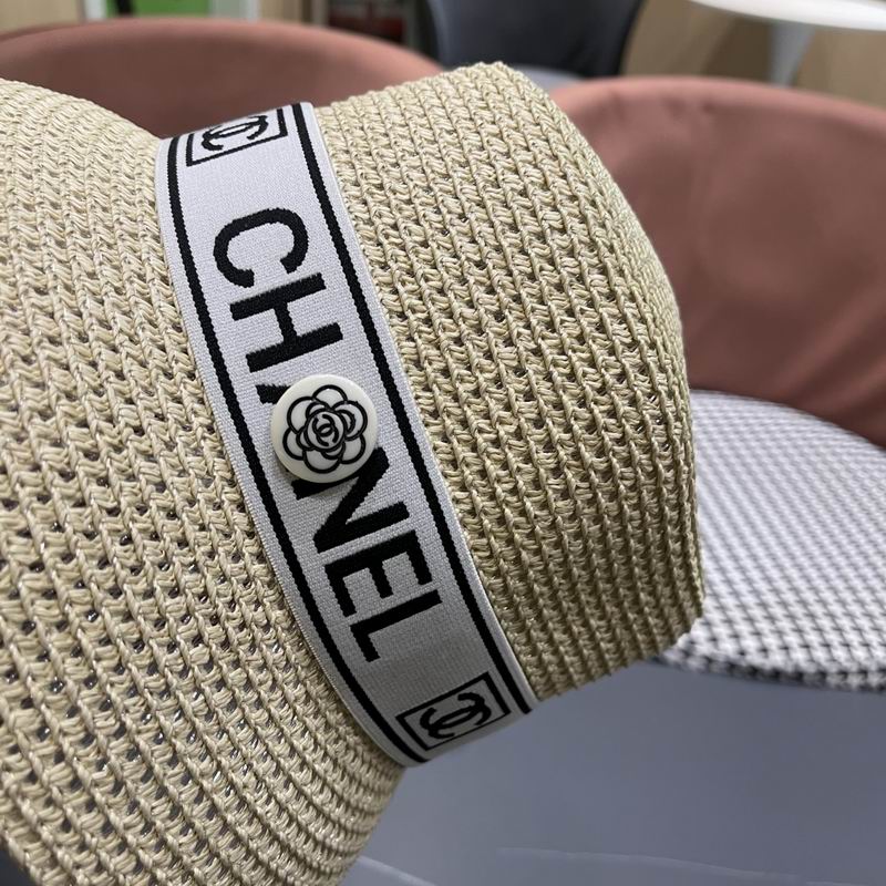 Chanel top hat (741)