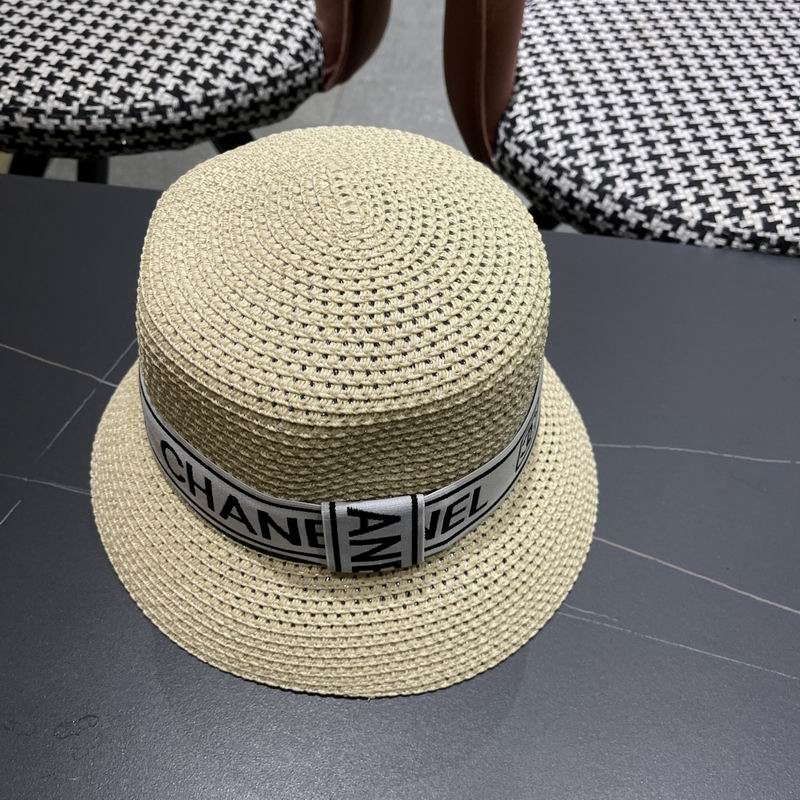 Chanel top hat (743)