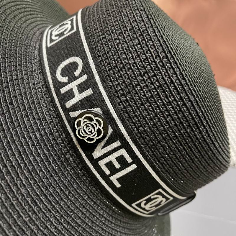 Chanel top hat (761)