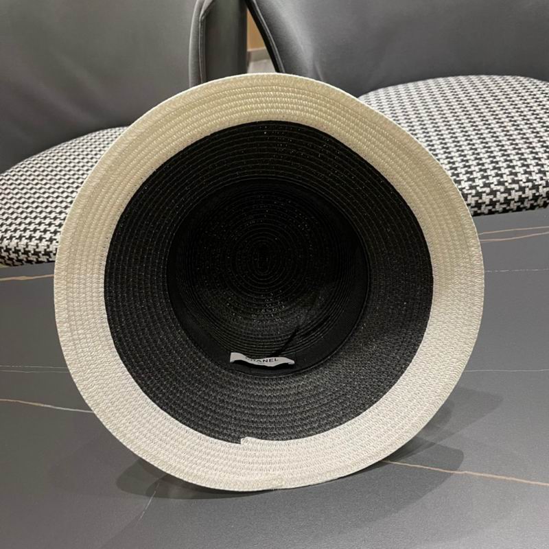 Chanel top hat (788)