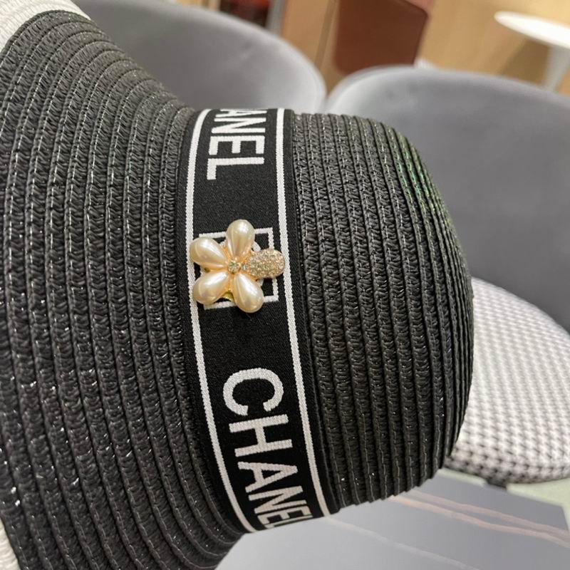 Chanel top hat (790)