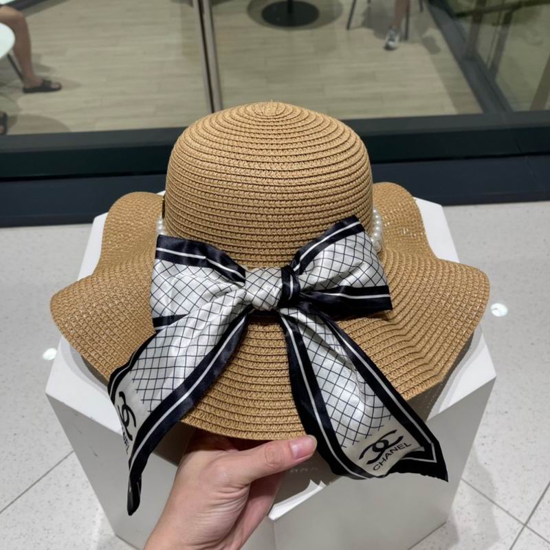 Chanel top hat (810)