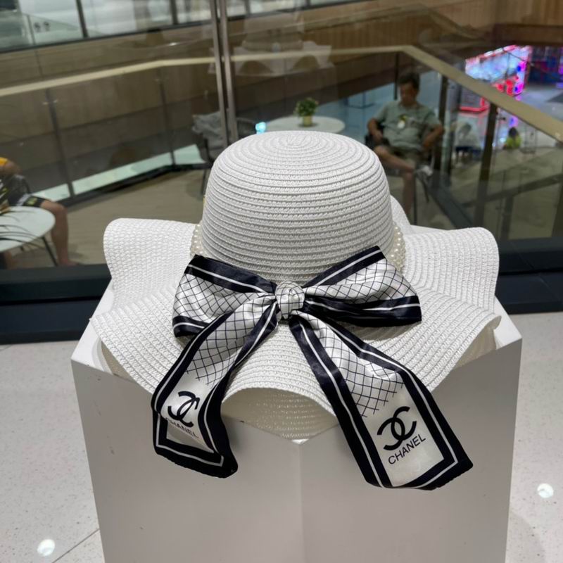 Chanel top hat (824)