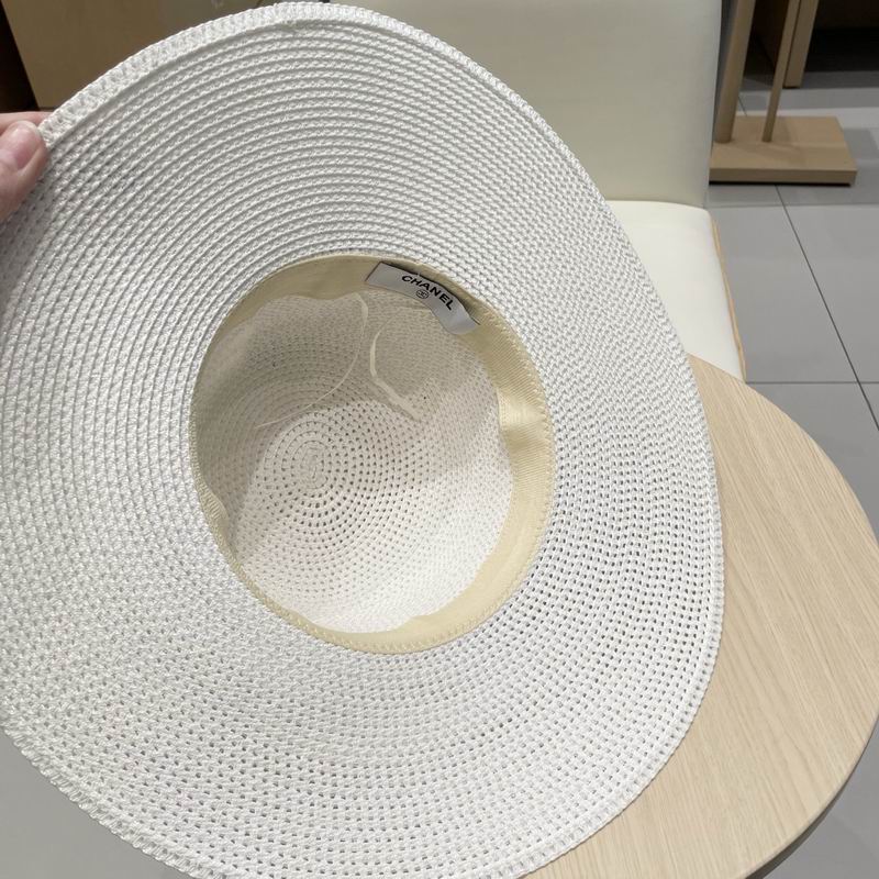 Chanel top hat (838)