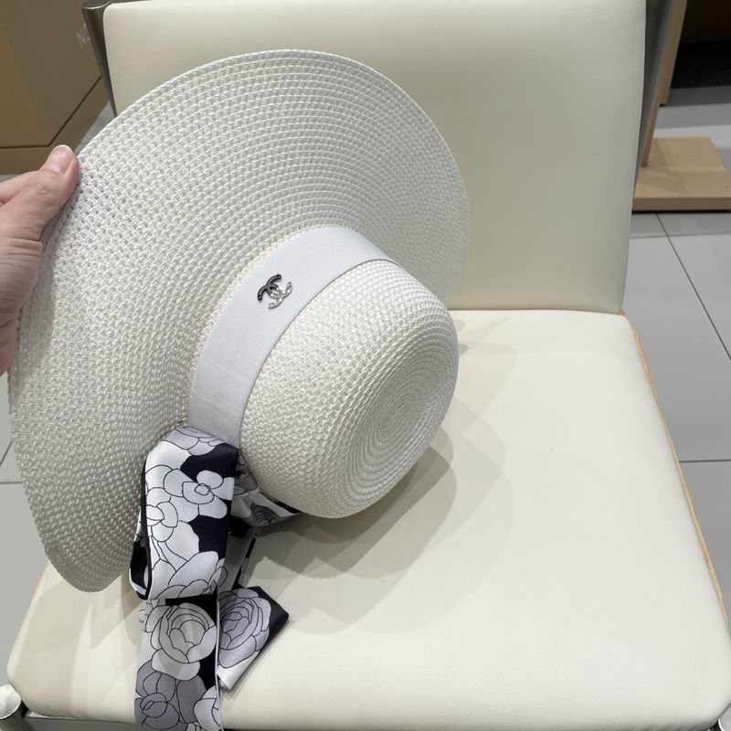 Chanel top hat (840)