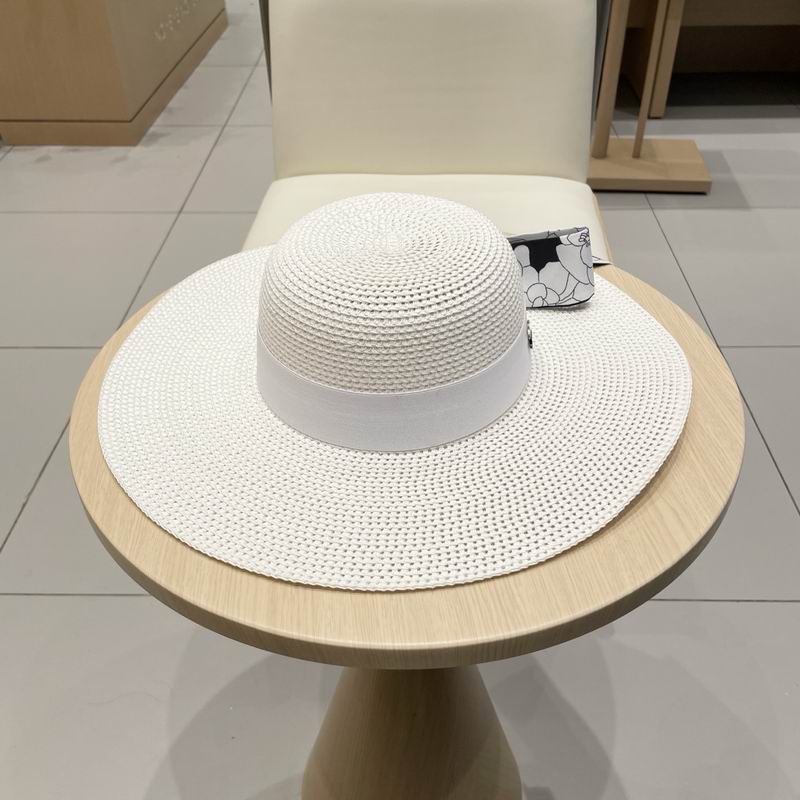 Chanel top hat (841)