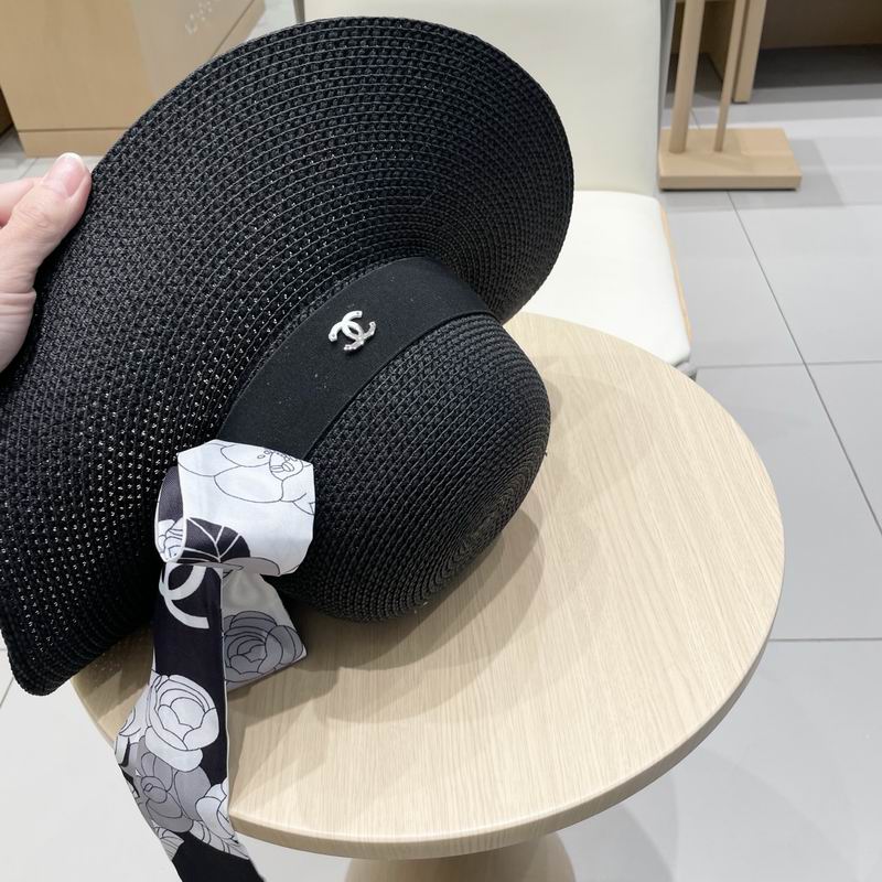 Chanel top hat (858)