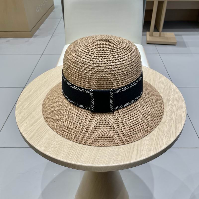 Chanel top hat (889)
