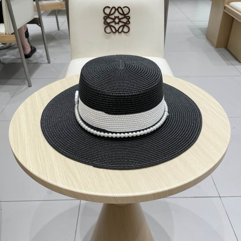 Chanel top hat (897)