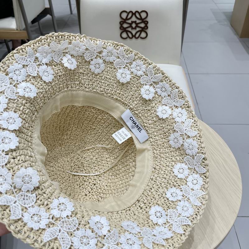 Chanel top hat (899)